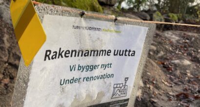 rakennamme uutta lappu kasvimaan reunalla.
