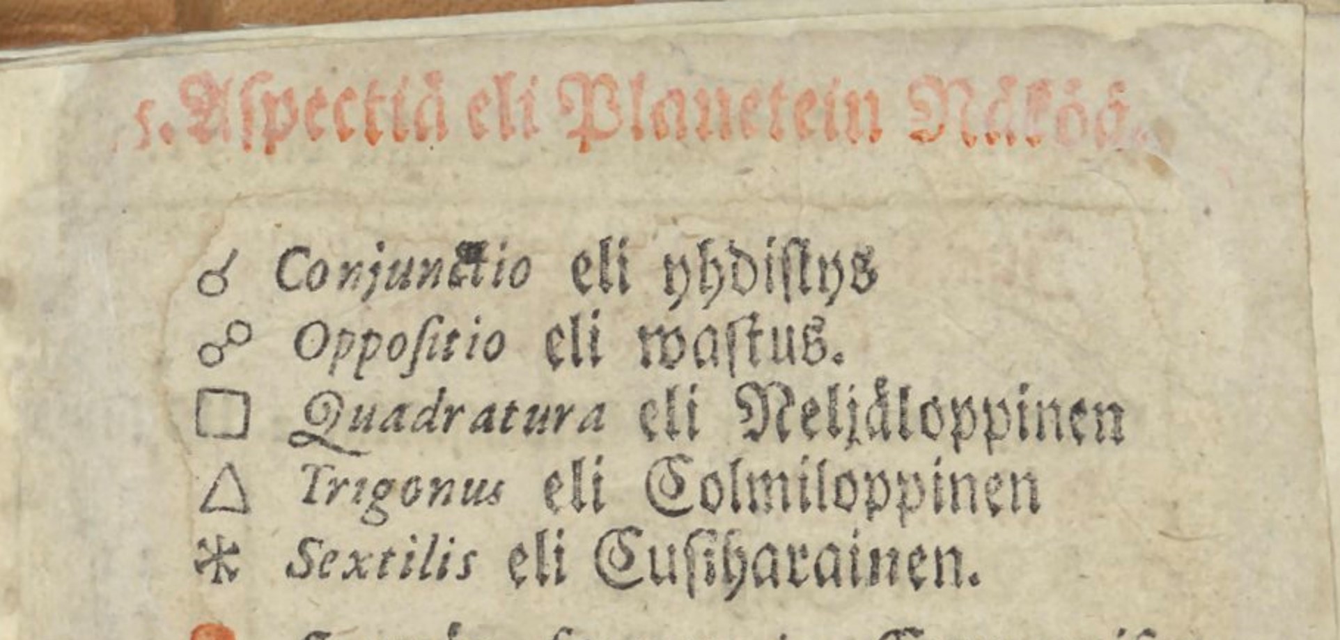 Tammelinin vuoden 1705 almanakassa on merkkejä selitetty sekä vierasperäisellä että suomenkielisellä sanalla. Esimerkiksi oppositio on vastus.