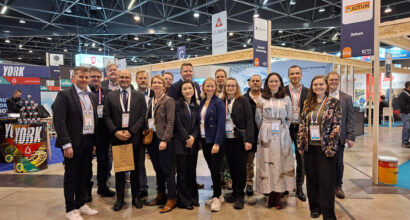 Yhteiskuva ihmisistä messuilla