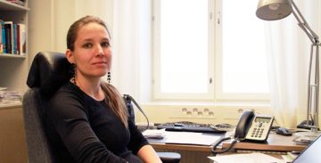 Musiikkitieteen uusi yliopisto-opettaja korostaa vuorovaikutuksen merkitystä