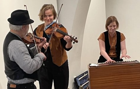 Weckmanin mysteeriarkisto soitti suomalaista ja suomenruotsalaista viulukansanmusiikkia.