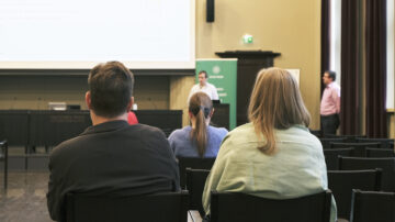 Miten avoin tiede näkyy humanistin akateemisessa arjessa?