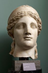 Jumalatar Junon rintakuva 100-luvun alkupuolelta jälkeen ajanlaskun alun.