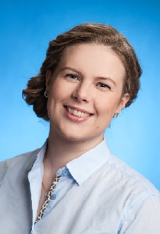 Aliisa Kurosen kasvokuva.