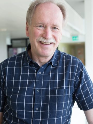 Potrait of Jukka Hyönä